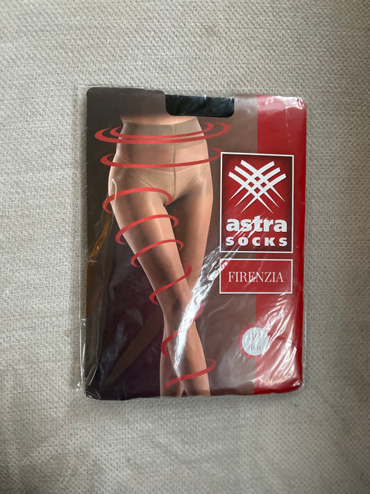 30 denier compression tights in black colour